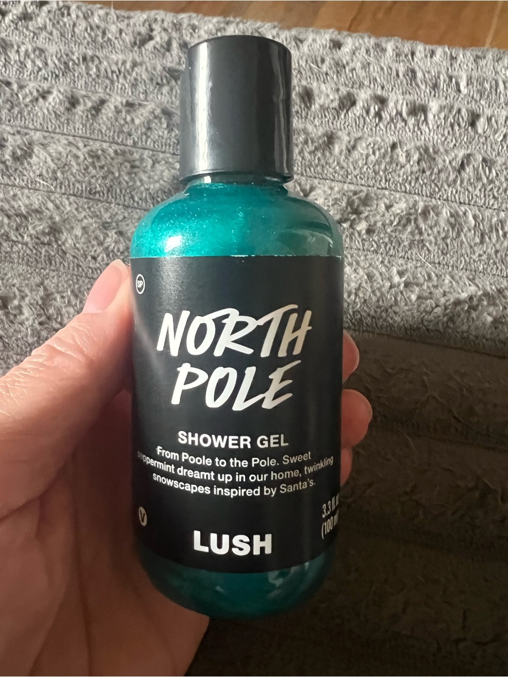 LUSH LIMITED EDITION NORTH POLE SHOWER GEL 3.3 oz BRAND NEW SEALED
